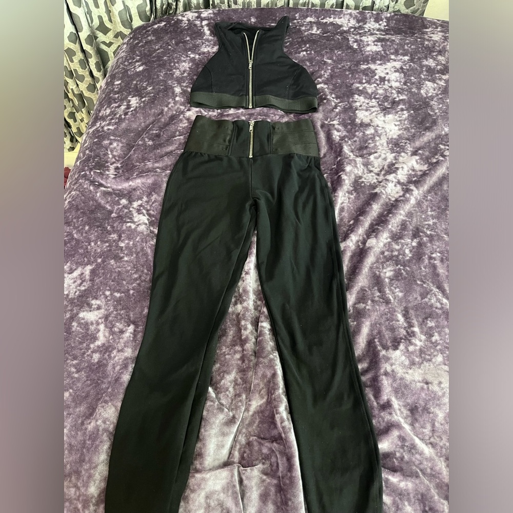 Bombshell sportswear set
